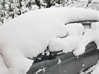 The car is snow-covered in winter. 