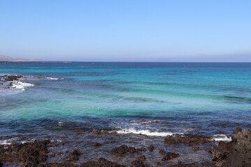 Plage eau Turquoise  Orzola. Lanzarote îles Canaries Espagne