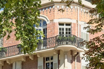 old house in the city