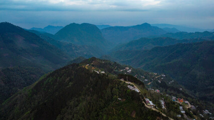 Pueblo indigena de la Sierra Veracruzana en M&eacute;xico, caracteristico por situarse entre las monta&ntilde;as de bosques de niebla, donde aun se preservan tradiciones y costumbres con un abrigador frio. 