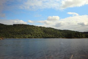 Strolling around Loch Beannacharan 