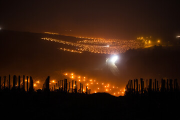 Lutte contre le gel de printemps dans les vignes de Chablis en Bourgogne - Technique des bougies ou chaufferettes (2016)