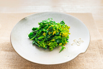 菜の花の塩炒め