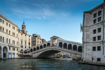 Fototapeta na wymiar Rialto Bridge of Venice.