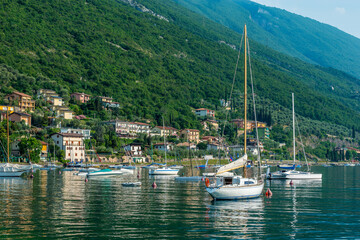Fototapeta na wymiar Beautiful peaceful lake Garda, Italy. Malcesine. An Old Town.