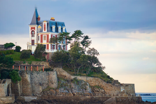 Splendid Belle Epoque house standing in Dinard