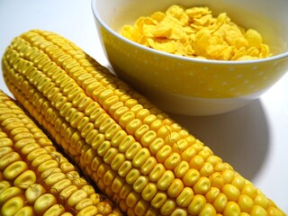 Corn and cornflakes on the table