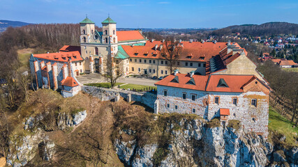 Klasztor w Tyńcu koło Krakowa © slawjanek