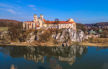 Klasztor w Tyńcu koło Krakowa © slawjanek