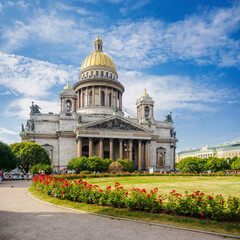 Obraz premium St. Isaac's Cathedral in St. Petersburg, Russia