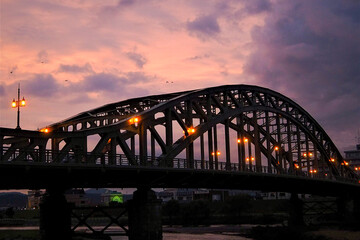 夕暮れの旭橋

