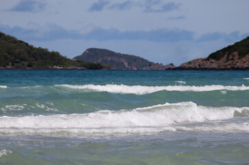 Fototapeta na wymiar Sea waves on the Nam Sai Beach, Thailand. clear water of sea waves on the beautiful beach. 