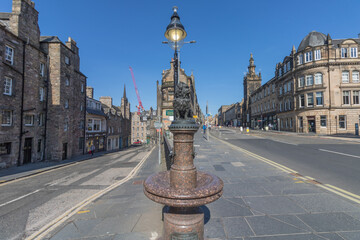 Statue of Greyfriars Bobby a famous dog who for 14 years guarded his masters grave in Edinburgh, Scotland