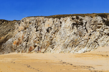 Fototapeta na wymiar .Rocky ocean coast in France, beautiful rock blocks.