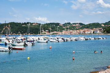 Il porto di Lerici in provincia di La Spezia, in Liguria, Italia.