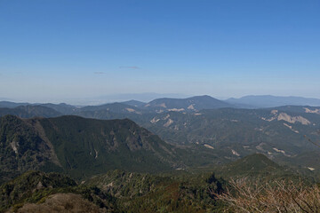 Fototapeta na wymiar 英彦山の南岳からの眺め