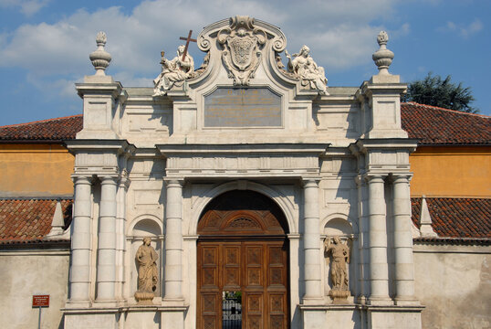 The portal of the Juvarra is the symbol of the city of Collegno near Turin, both for its artistic beauty and because it is a symbol of the history of the asylum.