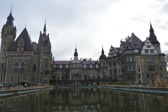PAŁAC - JAK Z BAJKI - CASEL MOSZNA 