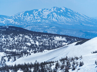 Obraz premium 岩手・秋田 八幡平からの岩手山