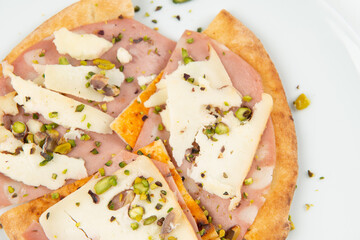 Pizza con Mortadella