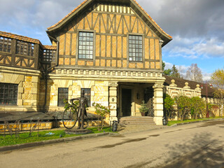 brown half-timbered building, medieval European architectural style