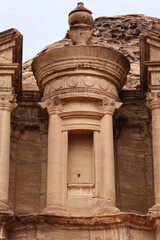 Obraz premium Closeup of Ad Deir temple in Petra, Jordan