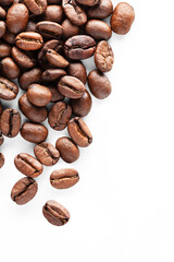 Naklejka premium Coffee beans on white background
