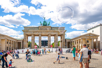 Brandenburger Tor, Berlin, Mitte, Deutschland  © Sina Ettmer