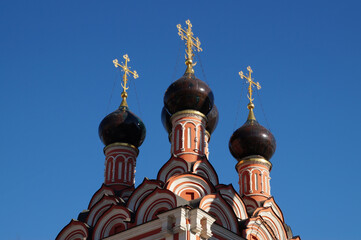 Fototapeta na wymiar domes of orthodox church