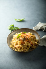 Spicy rice with shrimps and fresh basil