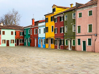 Fototapeta na wymiar Typical and very colorful streets of Burano, Venice, Italy