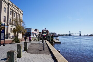 Wilmington USA - 8 March 2015 - Cape Fear River river front in Wilmington North Carolina USA - obrazy, fototapety, plakaty