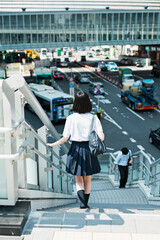 渋谷を歩く女子高生
