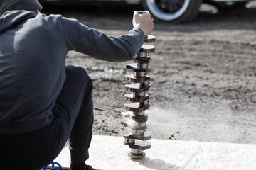 Washing the engine crankshaft. Disassembled engine from the car