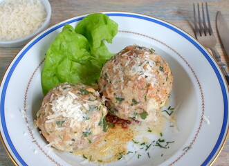 Speckknödel mit brauer Butter