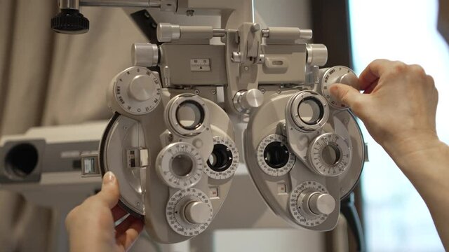 Phoropter Optical Device for Measuring Vision