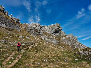 Naklejka premium Paisajes durante la subida al Monte Aitzkorri de Zegama