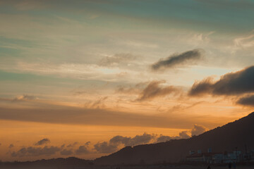 Paisagem de uma praia de Floripa.