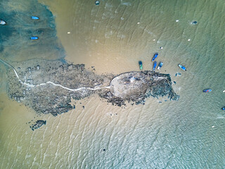 Aerial photography of beaches and gravel reefs on the beach