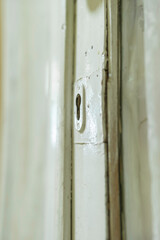 keyhole in the wooden door