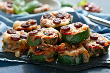 Zucchini pizza bites with sausage