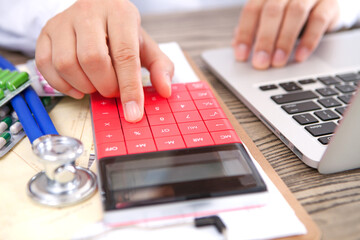 Doctors who use calculators