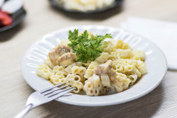 Macaroni and cheese, on the kitchen table