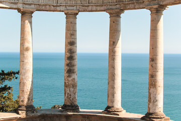 Fototapeta premium Livadia Palace and Park in the city of Yalta, Crimea.Details of the exterior and decoration of the palace, on a sunny summer day.