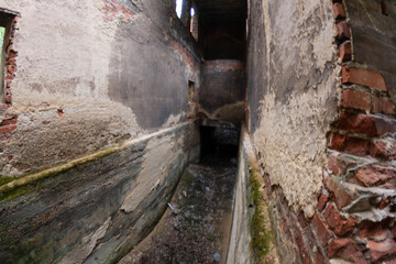 Fototapeta na wymiar abandoned tunnels in the mine