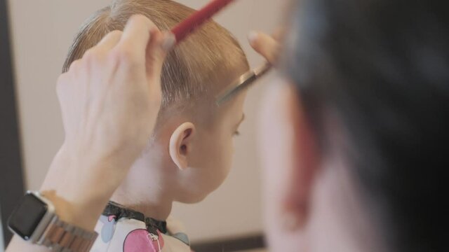 Boy Hair Cut Video Footage – Browse 10,178 HD Stock Video and Footage |  Adobe Stock