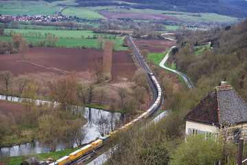 Bahnstrecke im Saaletal bei Dornburg