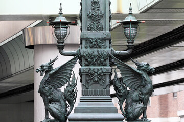 日本橋 親柱の獅子像