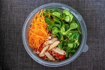 Salade estivale dans son bol