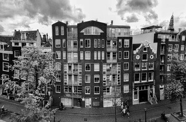 Fototapeta na wymiar residential building in amsterdam